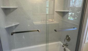 445 S Countryside Dr, Ashland, OH 44805