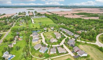 40418 N South Newport Dr, Antioch, IL 60002