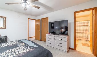 306 Riverview Dr, Albion, IN 46701