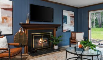 3673 Pheasant Dr, Ann Arbor, MI 48103