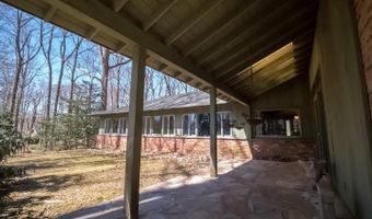 4313 WOODLARK Dr, Annandale, VA 22003