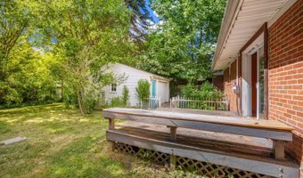 1031 N Maple Rd, Ann Arbor, MI 48103