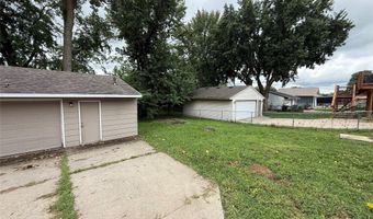 4223 Leyden Ave, Des Moines, IA 50317