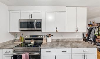 31 Charles St, North Kingstown, RI 02852