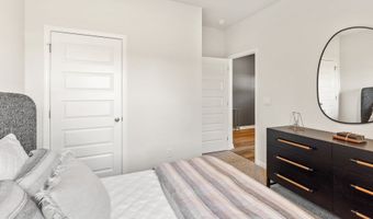 1264 EIDSON St, Athens, AL 35611