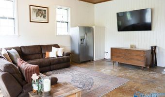 6 Penny Ln, Albertville, AL 35950