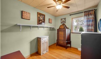 325 S Wisconsin Ave, Addison, IL 60101
