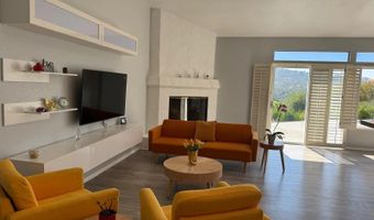 1365 Oak View Way, Escondido, CA 92029