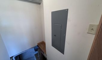 423 N Johnson St, Ada, OH 45810