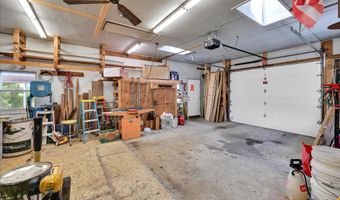 4 N CONESTOGA VIEW Dr, Akron, PA 17501