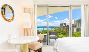 223 Saratoga Rd 1805, Honolulu, HI 96815
