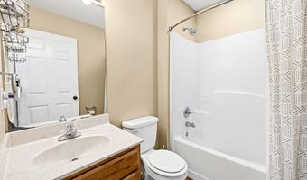 978 Grandmas Pl, Baker, FL 32531