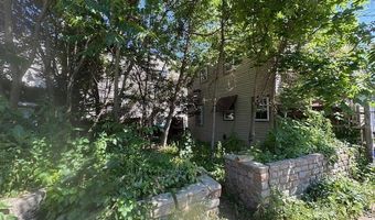 1002 Charles St, North Providence, RI 02904
