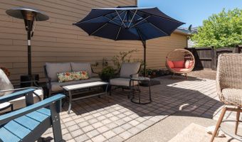 3711 NE Purcell Blvd, Bend, OR 97701