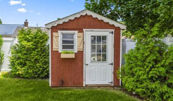 3414 Great Neck Rd, Amityville, NY 11701