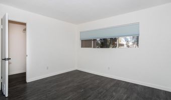 5700 Baltimore Dr 16, La Mesa, CA 91942