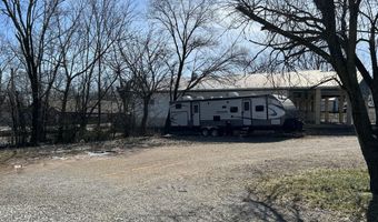 304 S Market St, Alton, MO 65606