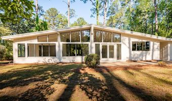 2302 Twin Lakes Dr, Bainbridge, GA 39819