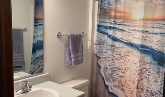 5014 Waller St, Ames, IA 50014