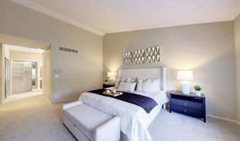 3682 Tanglewood Ct, Ann Arbor, MI 48105