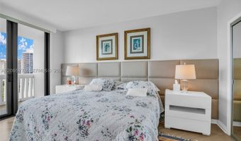 2000 Island Blvd 2006, Aventura, FL 33160