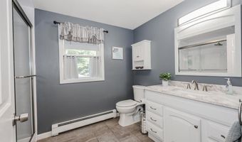 4 Quarry Ct, Auburn, NH 03032