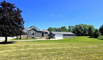 1014 Eckart Ave, Auburn, IN 46706
