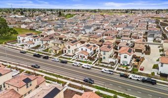 7908 Titan Dr, Antelope, CA 95843