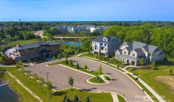 2704 S Spurway Dr, Ann Arbor, MI 48105