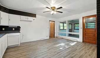 605 W Main St, Anamosa, IA 52205