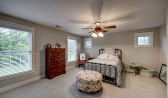 895 Woodlawn Rd UNIT 3, Bardstown, KY 40004
