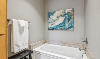 12260 SW 2ND St, Beaverton, OR 97005