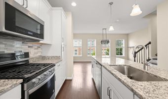 7204 BARRBERRY Ln, Beltsville, MD 20705