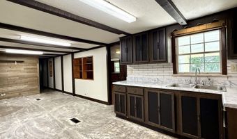 5016 Townsend Rd, Athens, OH 45701