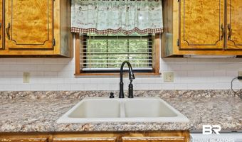 300 Norwood Ct, Bay Minette, AL 36507
