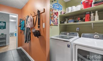 16 Chipping Green Dr, Arden, NC 28704