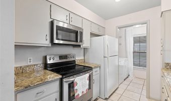 222 WINDMEADOWS St 222, Altamonte Springs, FL 32701