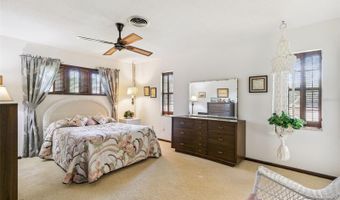 225 LAKE DESTINY Trl, Altamonte Springs, FL 32714