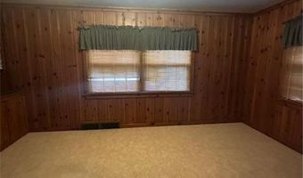 700 Oakland Pl NE, Austin, MN 55912