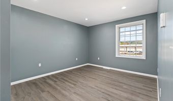 1318 Duss Ave, Ambridge, PA 15003
