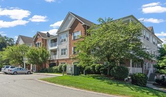 170 Haverhill St 136, Andover, MA 01810