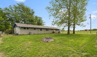 2875 S Madison Ave, Aurora, MO 65605