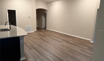 615 BENTLEY N Dr, Auburndale, FL 33823