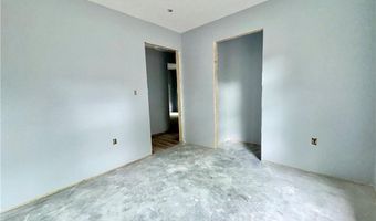339 S Oak St, Austin, IN 47102