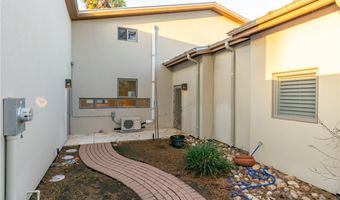 1500 Morningside Dr, Alice, TX 78332