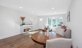 1 Barrington Way, Amherst, NH 03055