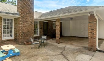 2704 PINE MANOR Ln, Albany, GA 31707