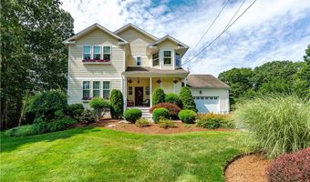9 Wilshire Ln, Cranston, RI 02921