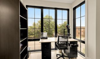 2100 4TH St NE #2, Washington, DC 20002
