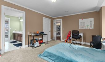 140 RIVER Dr, Appleton, WI 54915